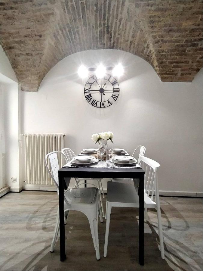 شقة Casa In Centro Storico Vista Gran Sasso أدري المظهر الخارجي الصورة