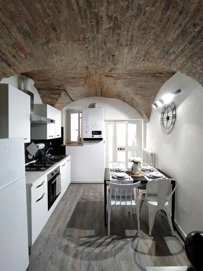 شقة Casa In Centro Storico Vista Gran Sasso أدري المظهر الخارجي الصورة