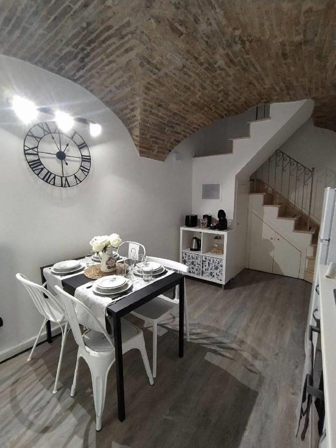 شقة Casa In Centro Storico Vista Gran Sasso أدري المظهر الخارجي الصورة